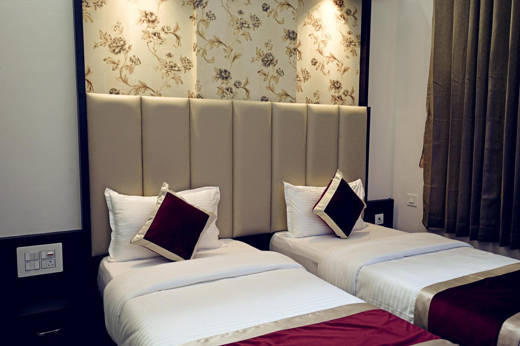 Hotel Durga International Udupi Exterior photo