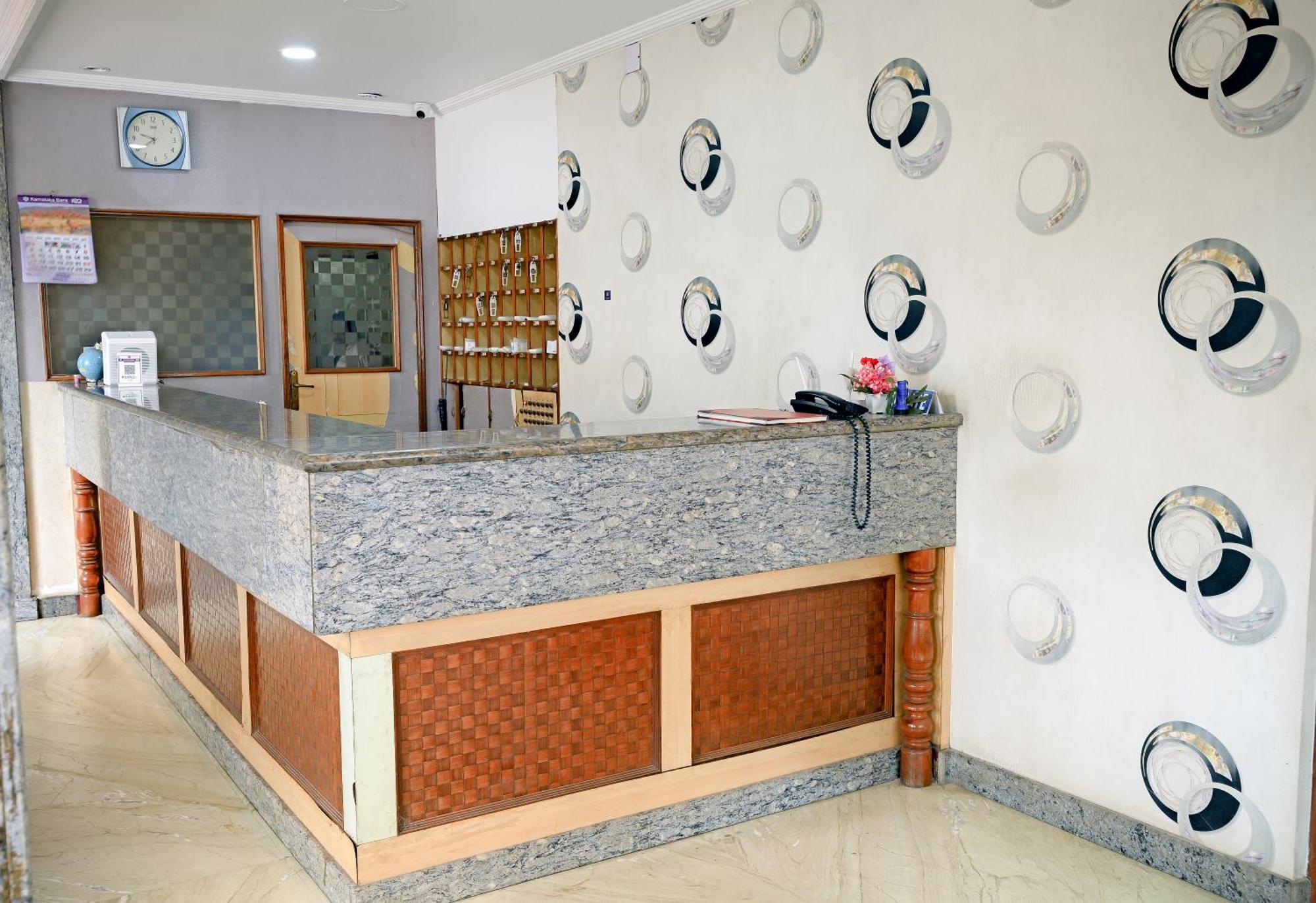 Hotel Durga International Udupi Exterior photo